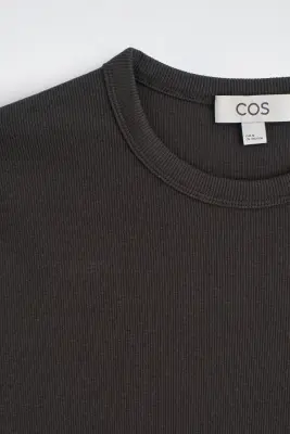 T-SHIRT SLIM EN COTON CÔTELÉ - BRUN — photo 5