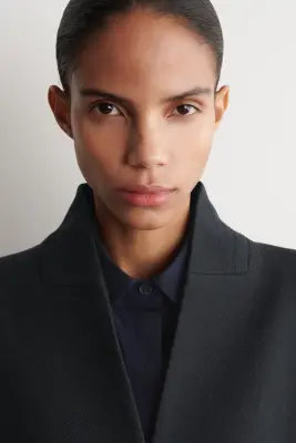 MANTEAU SANS COL EN SERGÉ DE LAINE - GRIS FONCÉ — photo 3