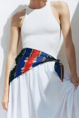 Jupe trapèze avec foulard - Blanc/rouge — photo 2