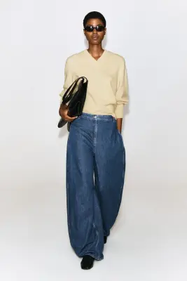 PANTALON BARREL EN DENIM À PANNEAU PLISSÉ - BLEU — photo 1