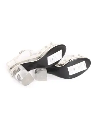 Sandales à talon en cuir blanc crème, acétate et argent Prix boutique 1200€ Taille 38 — photo 5