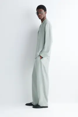 PANTALON DROIT DÉCONTRACTÉ EN SOIE - VERT SAUGE — photo 1