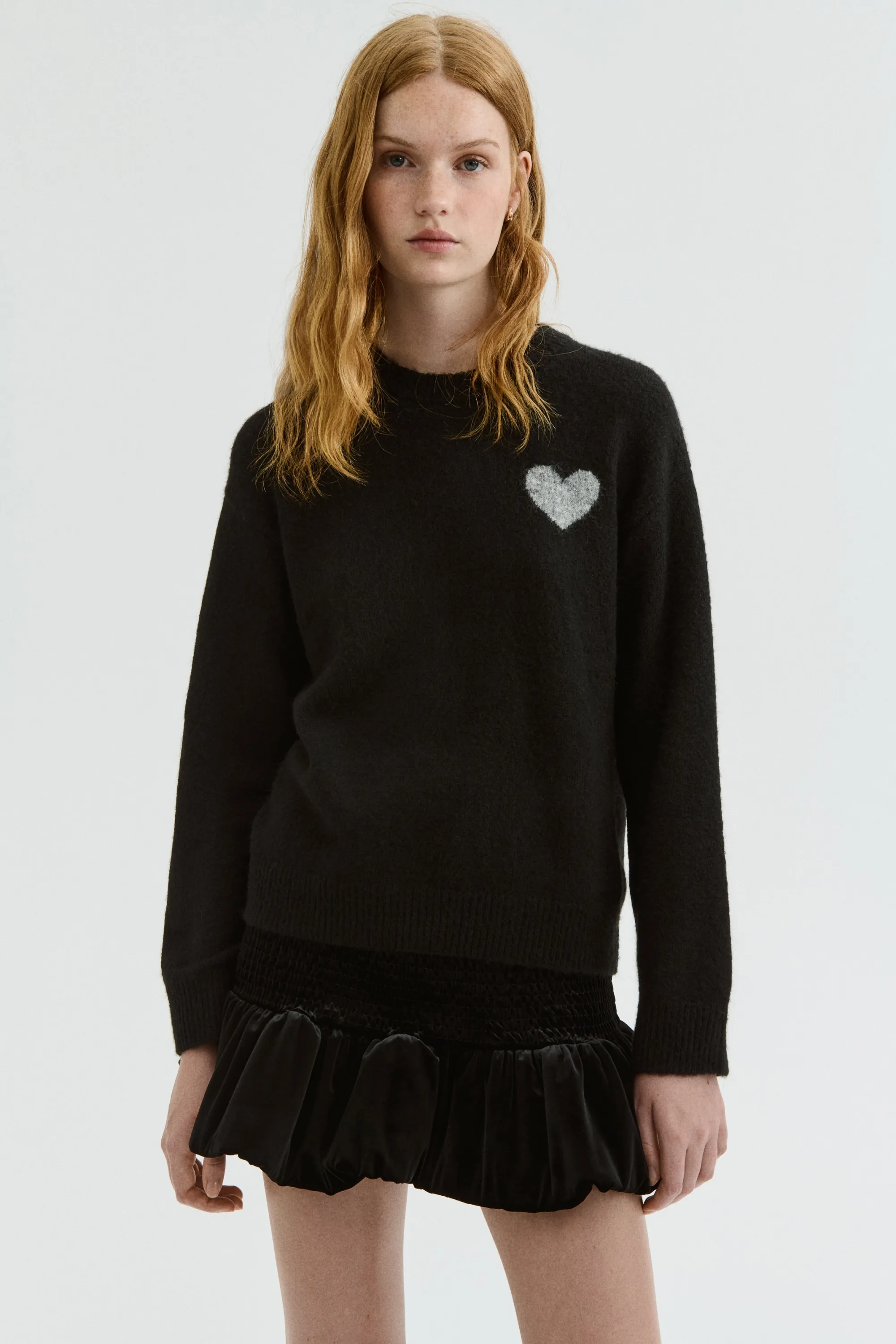 Pull avec motif - Noir/cœur