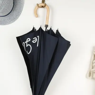 Parapluie à canne en bois siglé Le Glazik — photo 3