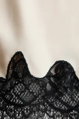 Slip skirt avec dentelle - Beige clair — photo 2