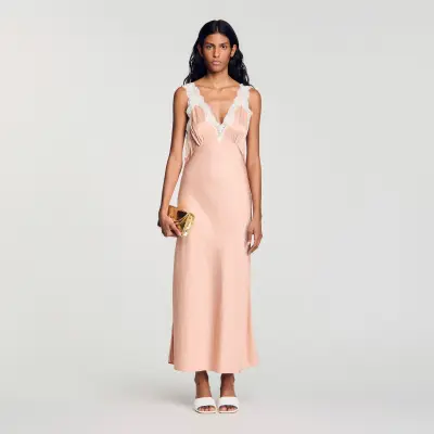 Robe longue esprit lingerie strassée