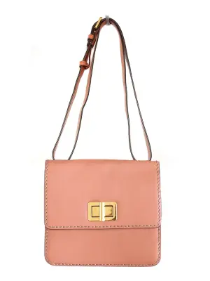 Sac à bandoulière LOUISE en cuir rose Px boutique 1450€ — photo 4