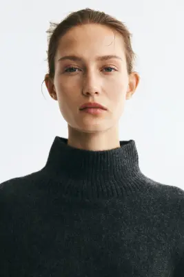 Robe en maille avec col cheminée - Gris foncé chiné — photo 3