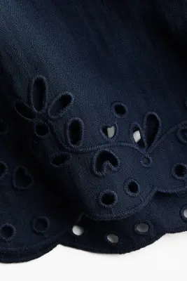 Short avec broderie anglaise - Bleu marine — photo 3