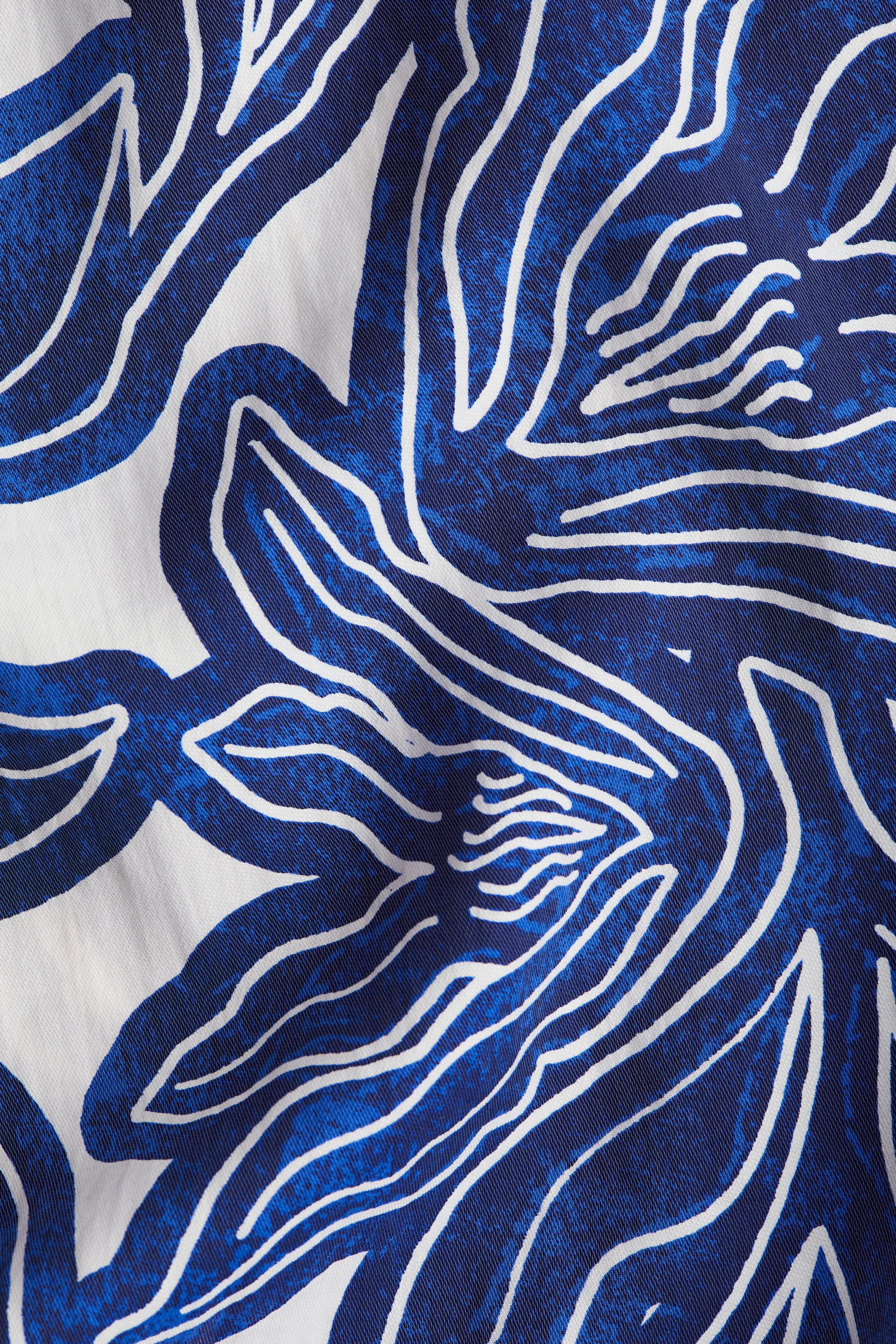 Robe en twill à motif - Blanc/bleu/fleuri