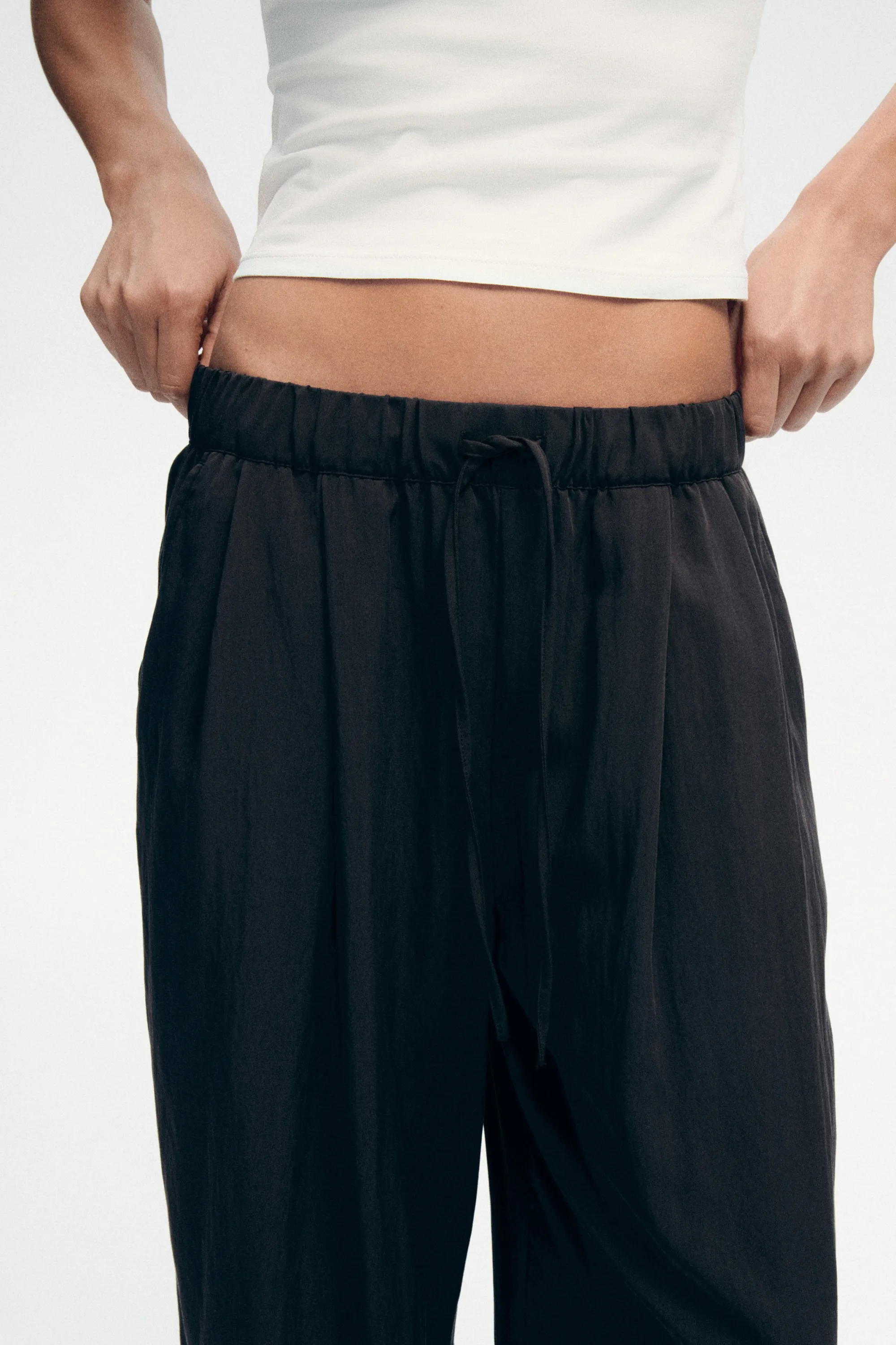 Pantalon ballon avec détails à nouer - Gris foncé