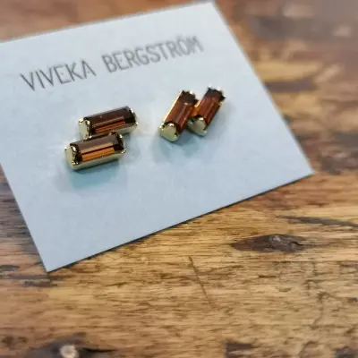 Två Flingor, two 7*3 mm crystals — photo 3