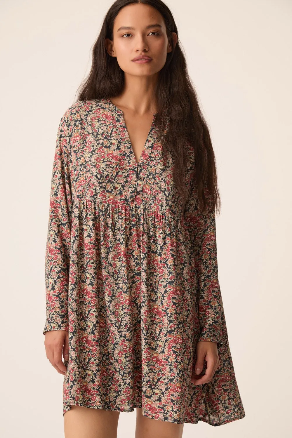 Robe Valorine Taya