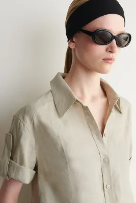CHEMISE EN LIN À MANCHES RETROUSSÉES - SABLE — photo 4