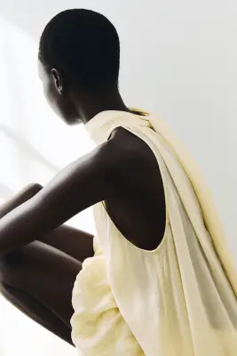 Top sans manches en cupro mélangé - Jaune pâle — photo 3