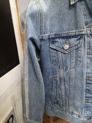Veste en jean Levi's avec strass — photo 3