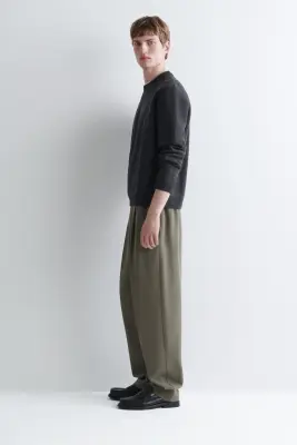 PANTALON DROIT REGULAR EN SERGÉ CONTRECOLLÉ - VERT-GRIS — photo 4