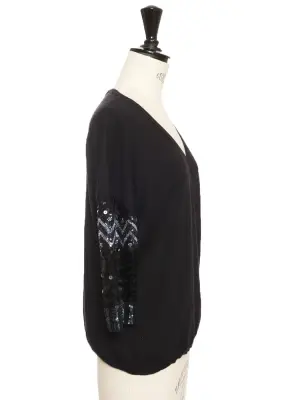 Pull col V en soie et cachemire bleu marine brodé de perles Prix boutique 2300€ Taille 36 — photo 3