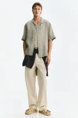 Chemise Relaxed Fit en lin avec col cubain - Vert kaki clair — photo 3