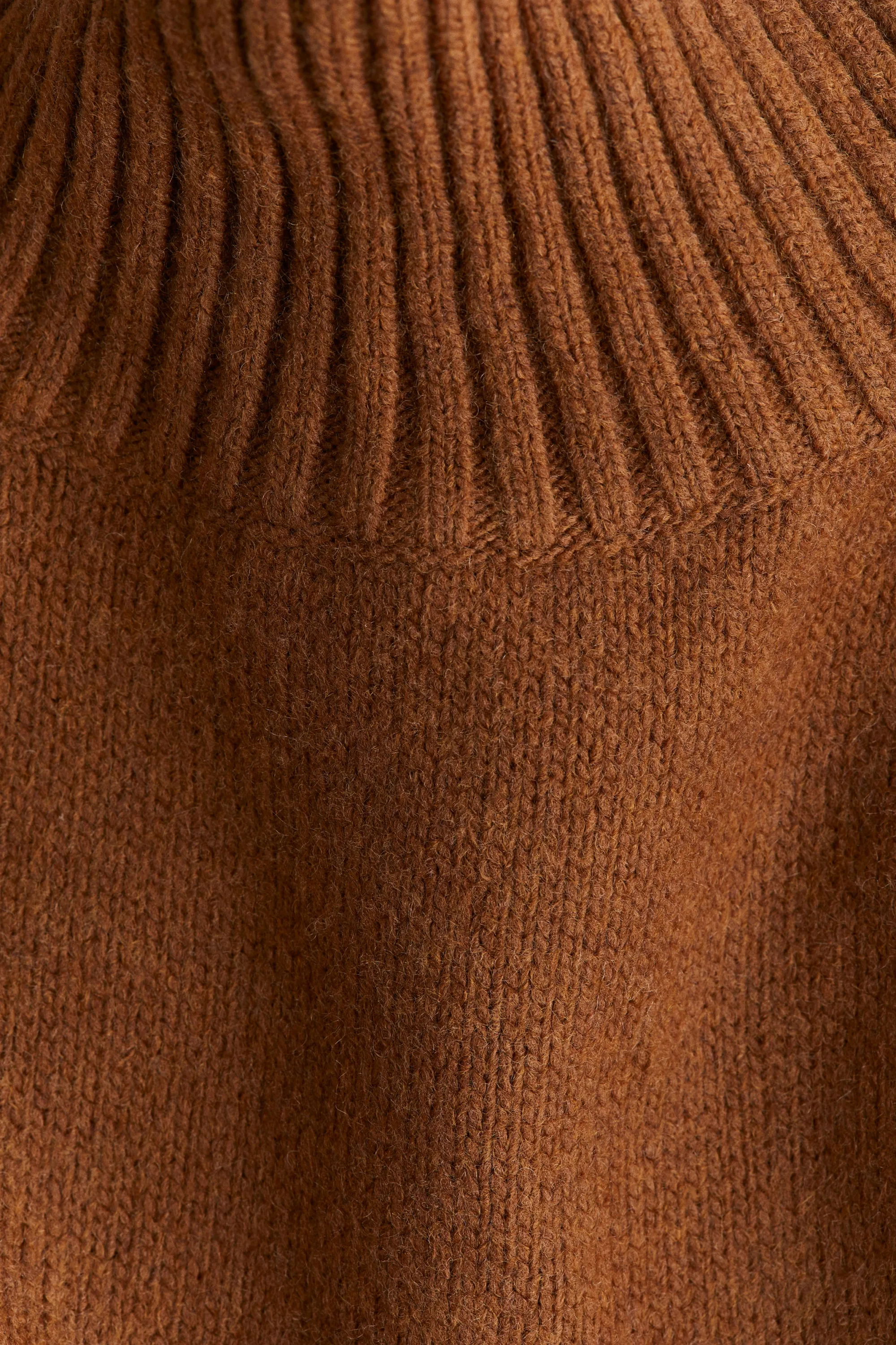 Pull oversize à col cheminée - Marron