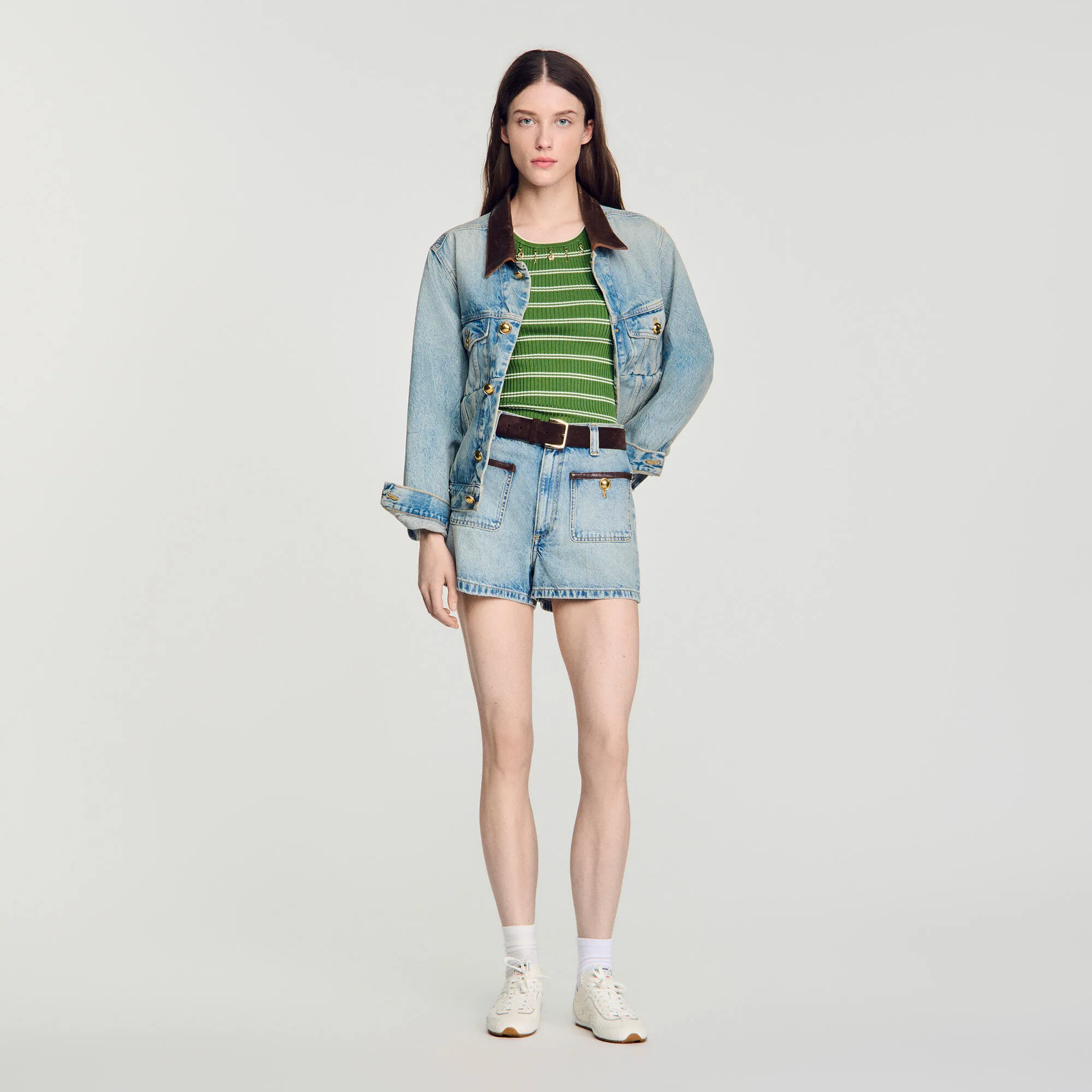 Short en jean détail cuir