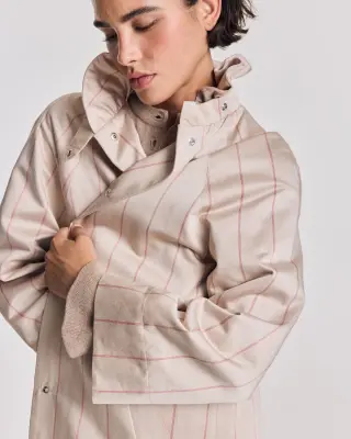 Trench Talma beige et rouge — photo 2