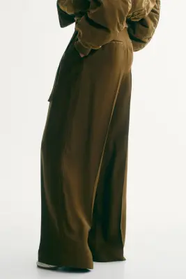 Pantalon large avec détail ceinture - Vert kaki foncé — photo 4