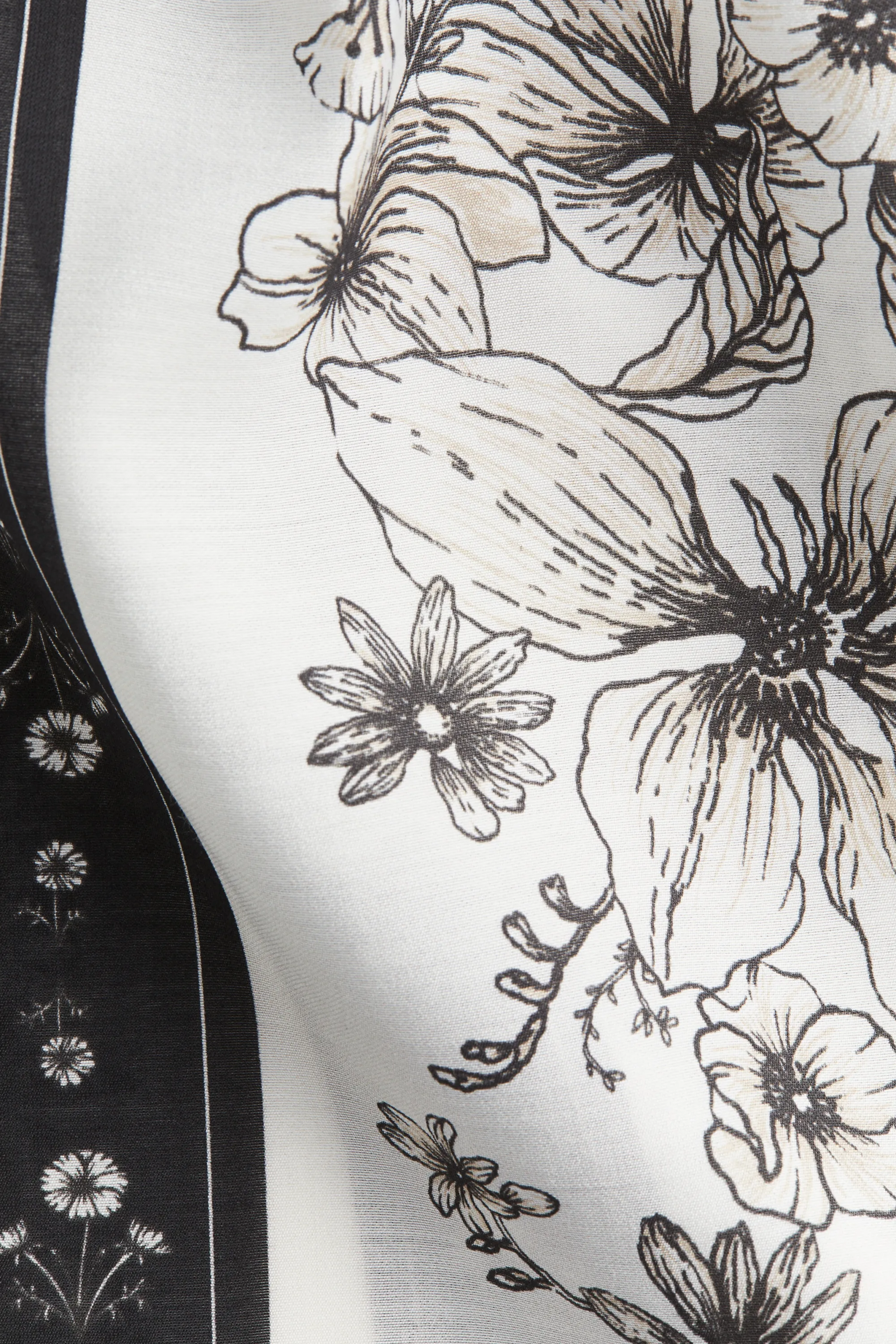 Robe à bretelles fines - Blanc/noir/fleuri