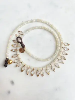 Nouveau ! BOHEMIAN RHAPSODIE PARIS Collier Saul Opale Blanc — photo 3
