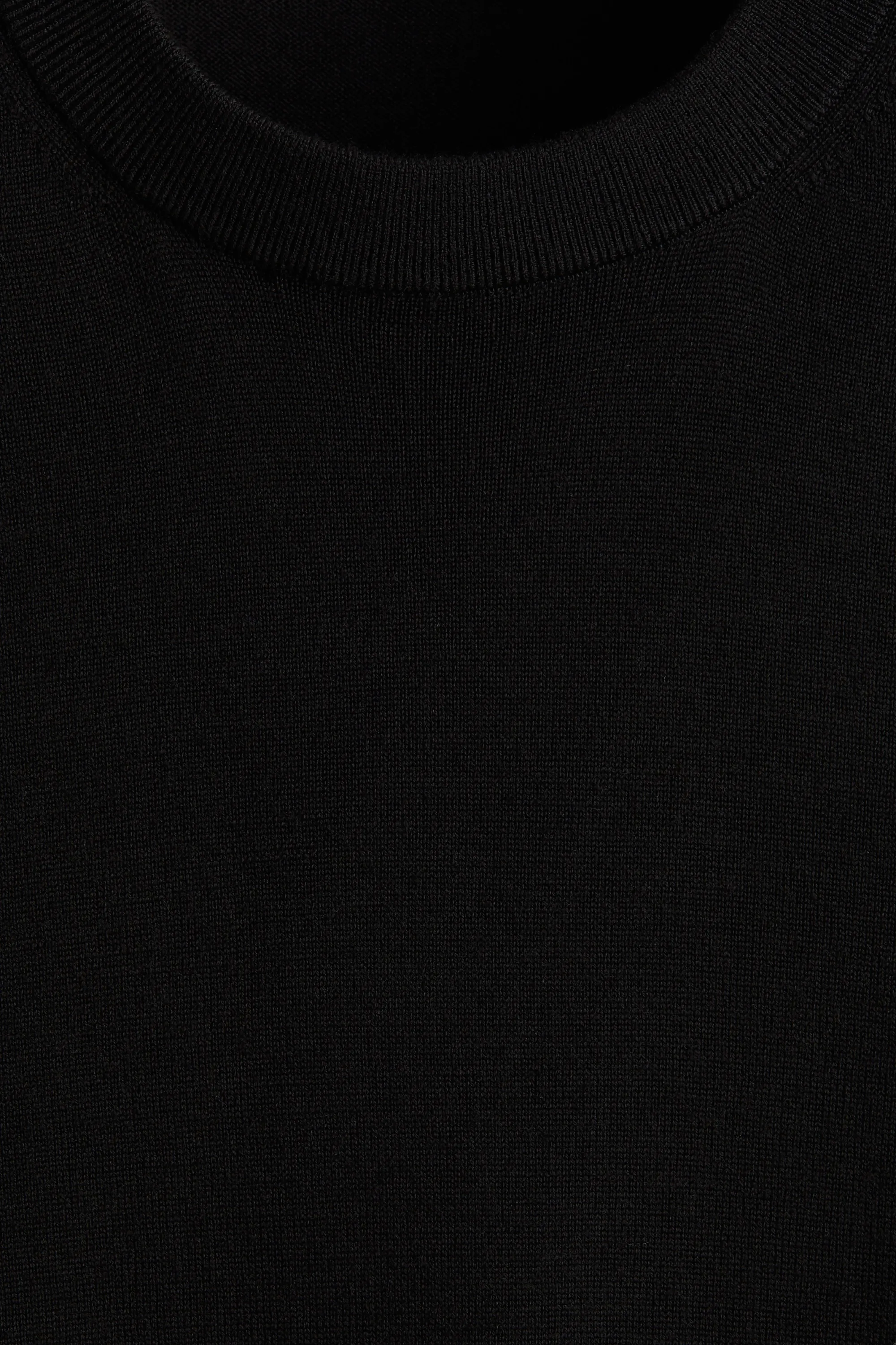 Pull Regular Fit en laine mérinos - Noir