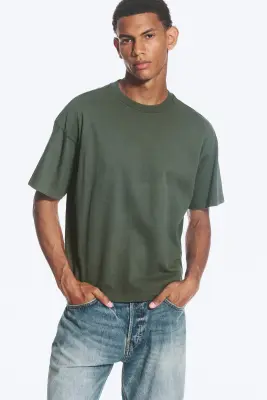 T-SHIRT COUPE AMPLE - Vert foncé — photo 2
