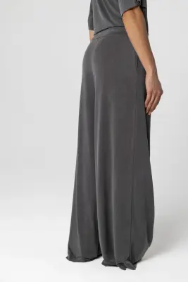 Pantalon en cupro et élasthanne — photo 5