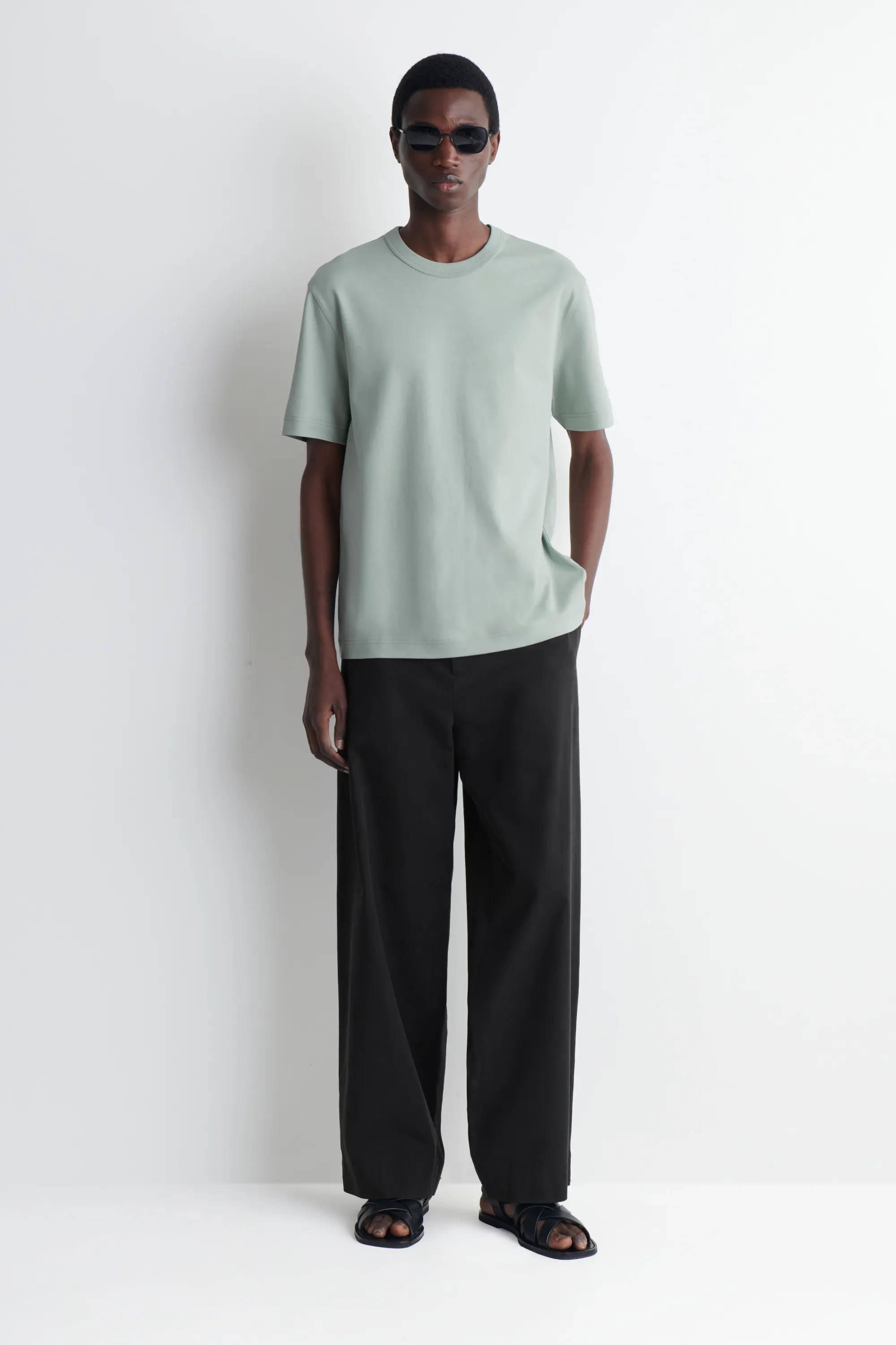 T-SHIRT À COL ROND EN COTON INTERLOCK - VERT CLAIR