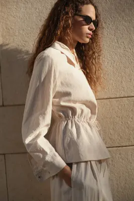 Chemise zippée avec basque - Beige clair — photo 3