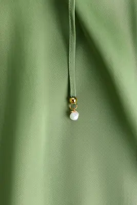 Robe en satin avec bretelles à nouer - Vert — photo 4