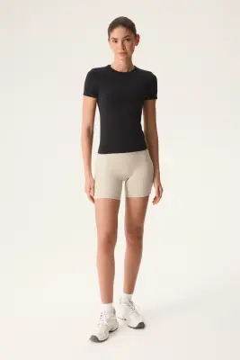 Top de sport Seamless Slim Fit SoftMove™ - Noir — photo 1