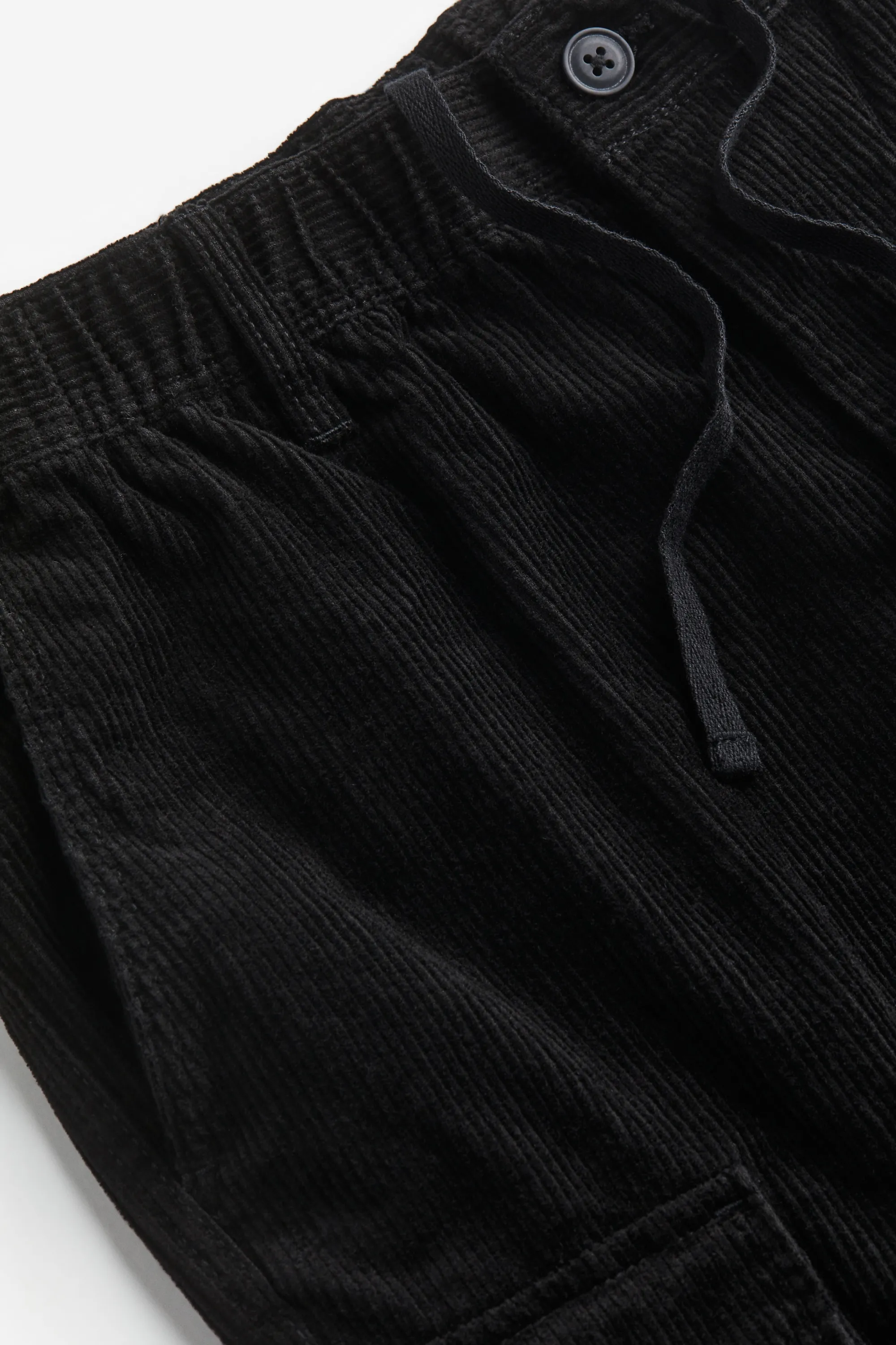 Pantalon cargo Regular Fit en velours côtelé - Noir