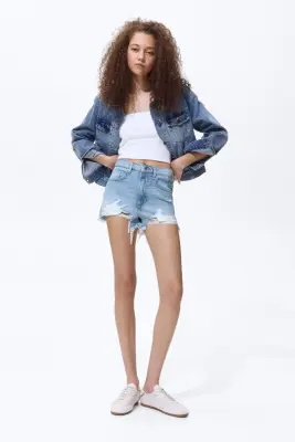 Short en denim à effet usé - Bleu denim clair — photo 1