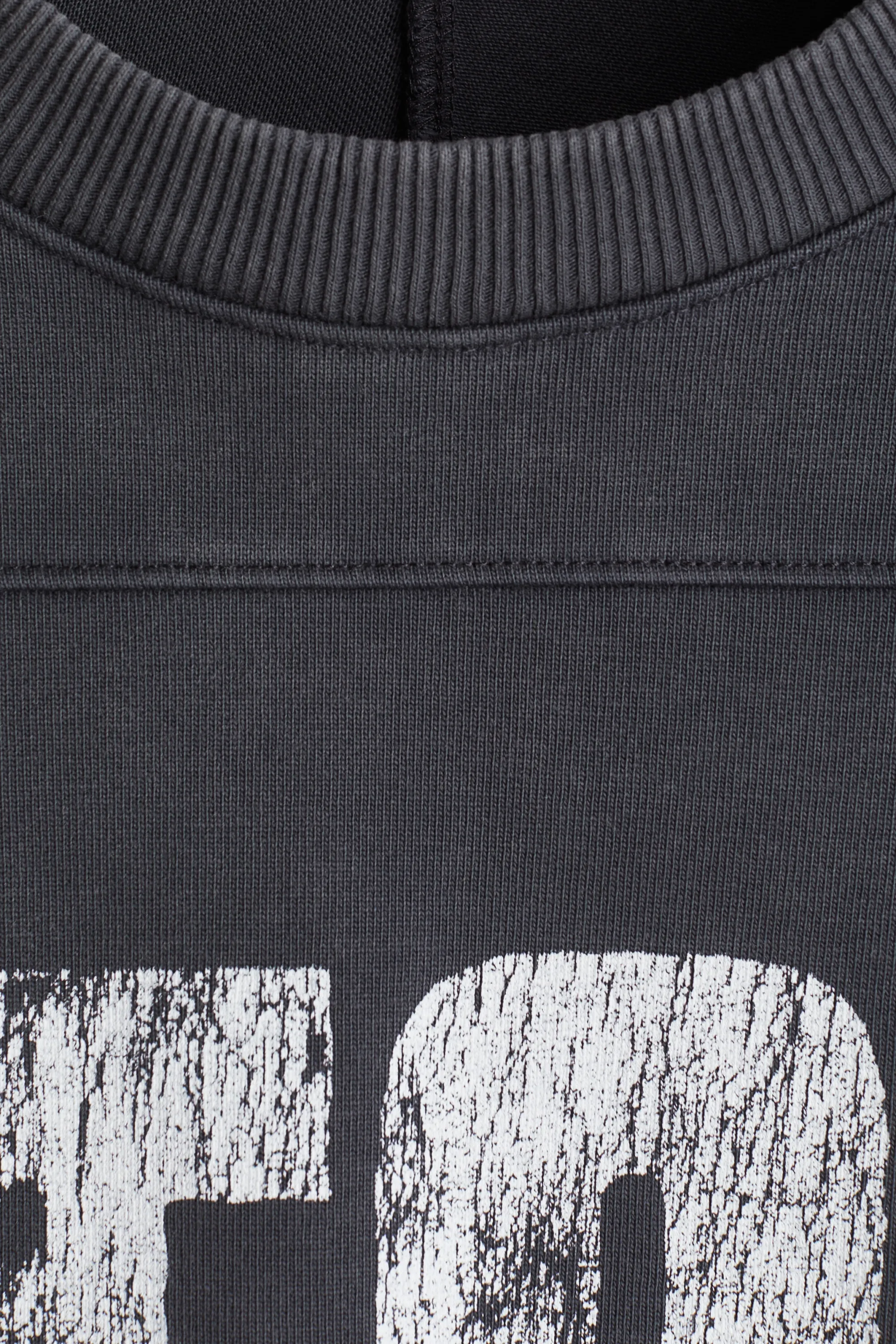 T-shirt cropped Oversized Fit - Gris foncé/SFCA