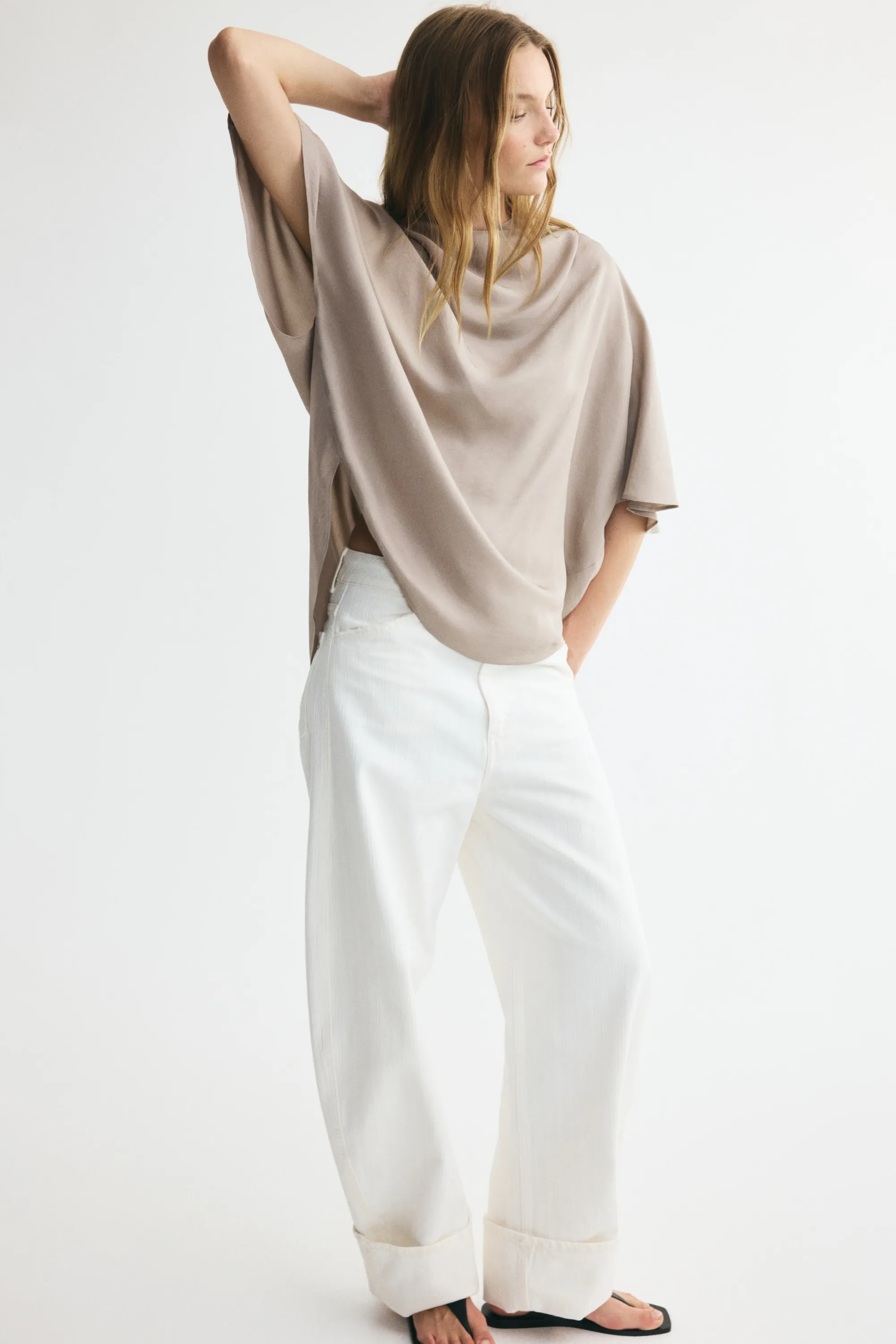 Blouse en twill satin à effet drapé - Grège