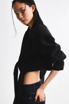 Blazer court avec détail à nouer - Noir — photo 4