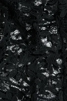 Top cintré en dentelle - Noir — photo 3