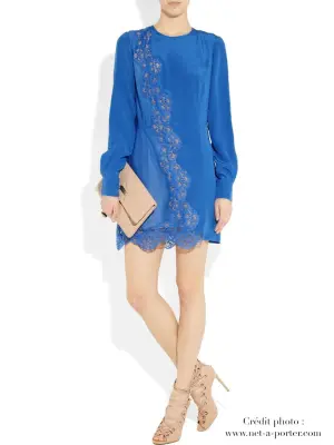 Robe JOAN en soie crêpe de chine et dentelle bleu électrique Prix boutique $2300 Taille 40 — photo 3