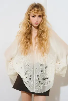 Blouse avec broderie anglaise - Crème — photo 2