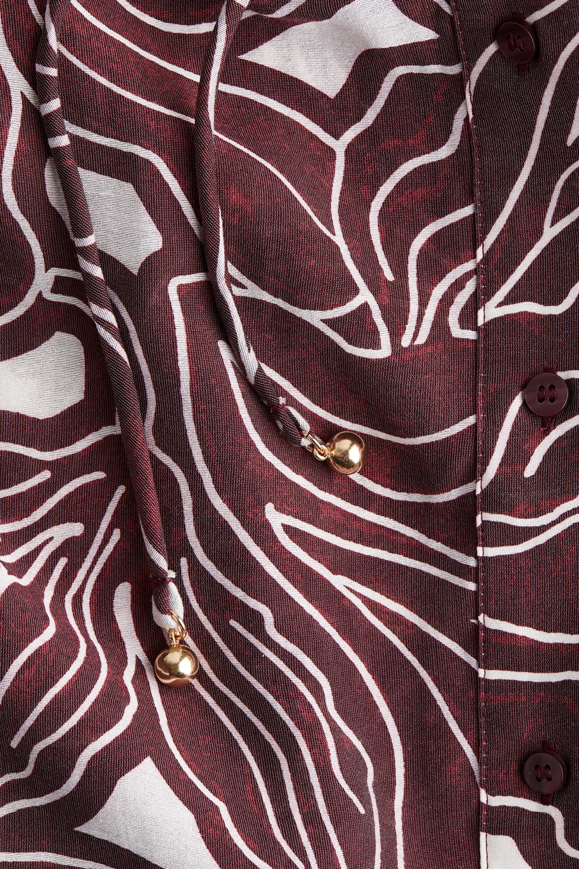 Robe oversize avec ceinture à nouer - Blanc/bordeaux/fleuri