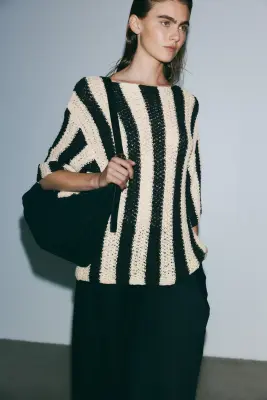 Top en maille avec encolure bateau - Crème/rayures noires — photo 2