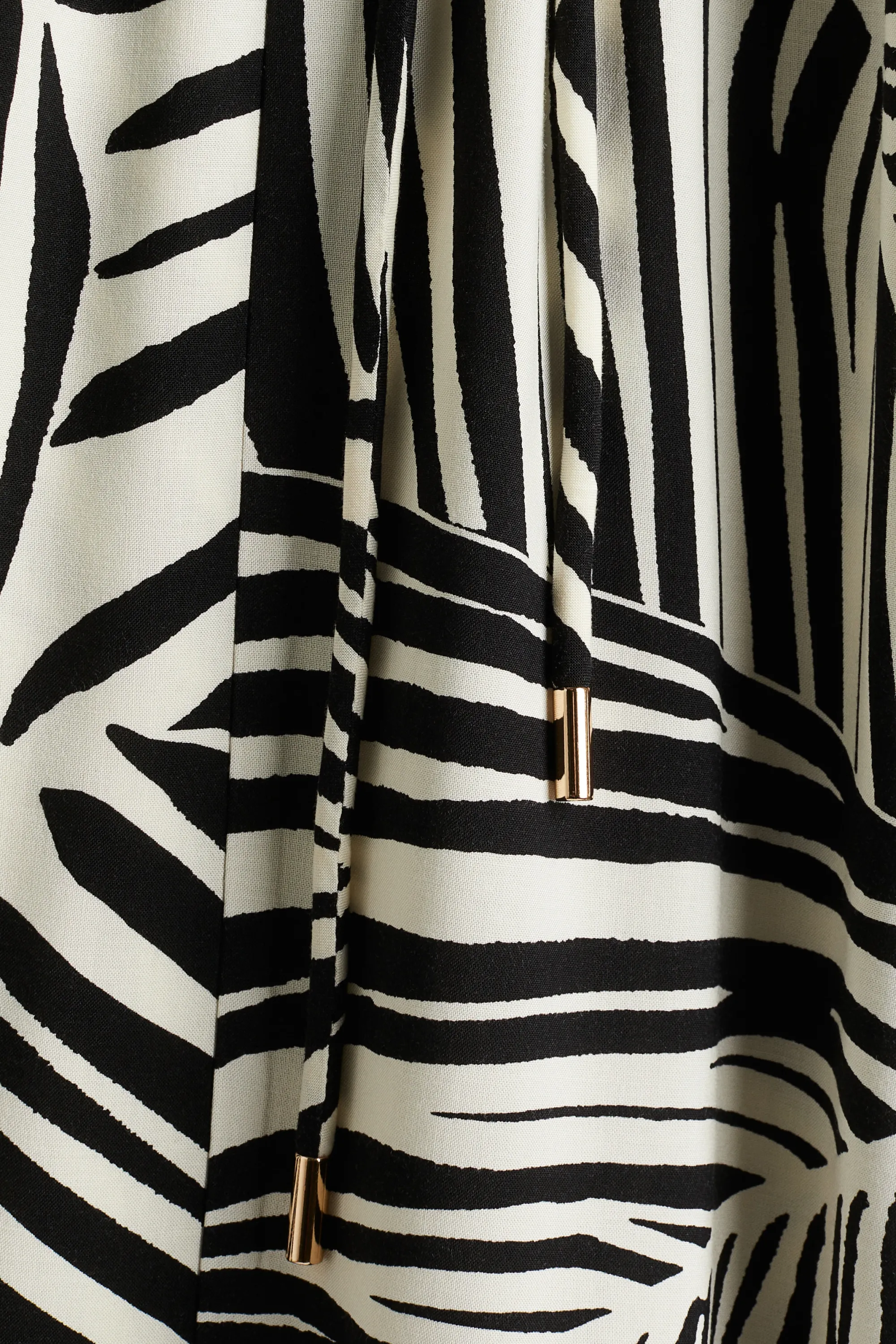 Robe longue à manches bouffantes - Noir/motif zébré