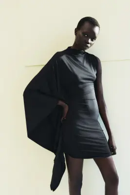 Robe asymétrique à effet drapé - Noir — photo 1