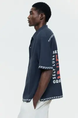 Chemise Relaxed Fit en coton avec col cubain - Noir/vagues — photo 2