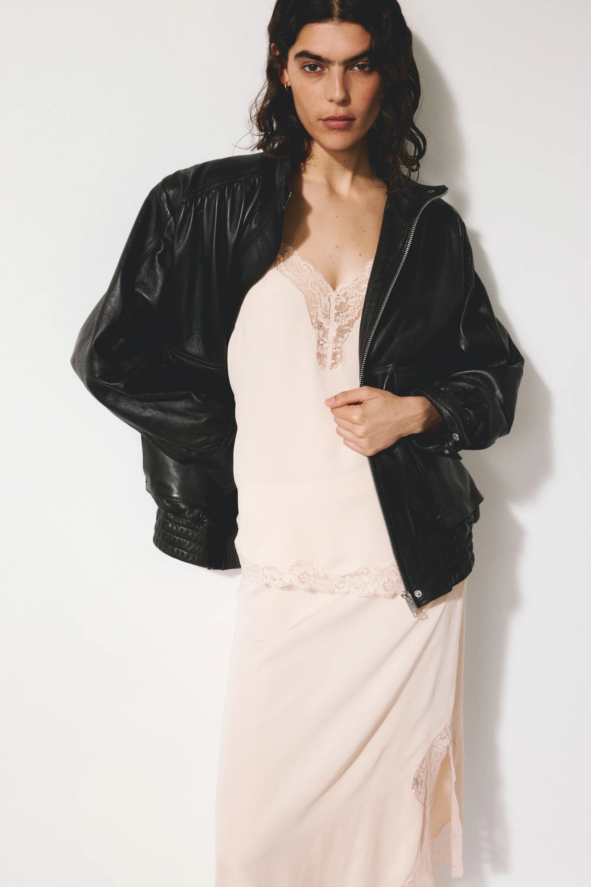 Jupe en viscose avec dentelle - Rose poudré clair